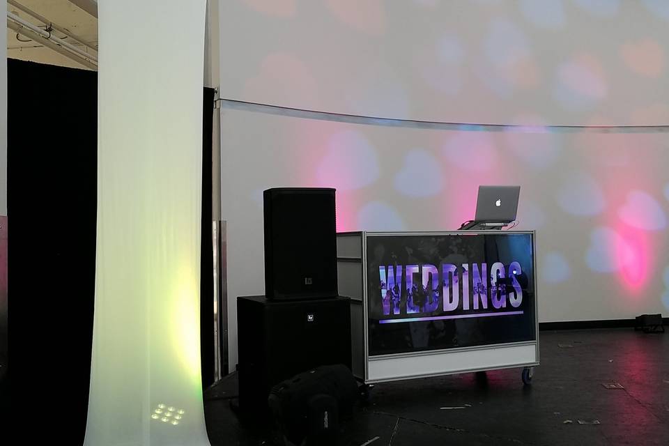 4k DJ Booth @ Fashion Show