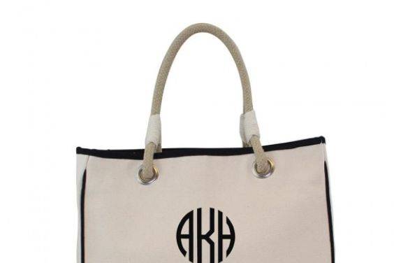 Stylish bridesmaid totes