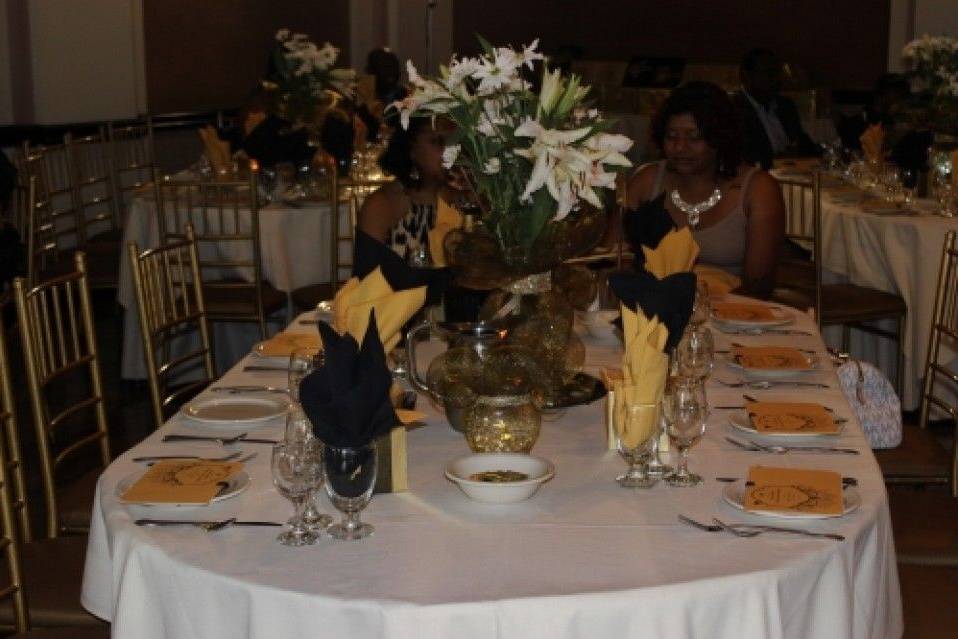 Table setting with floral centerpiece