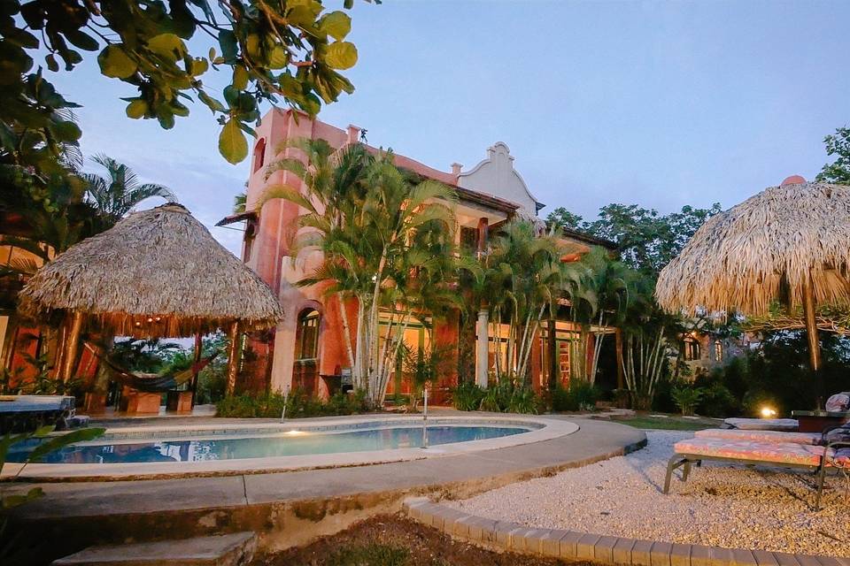 Villa 3: Exotica