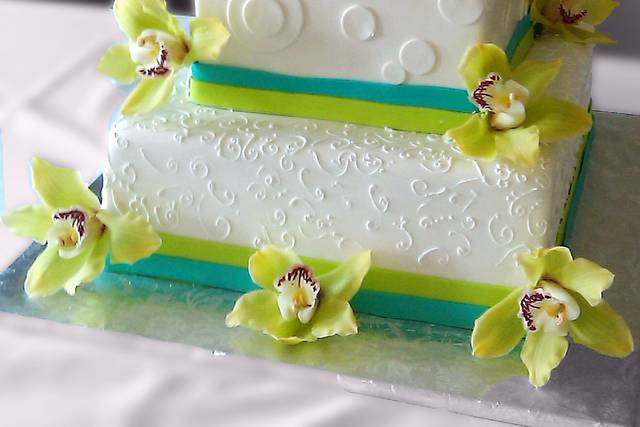 High end long standing in the community cake studio in Odessa, Texas -  BizBuySell