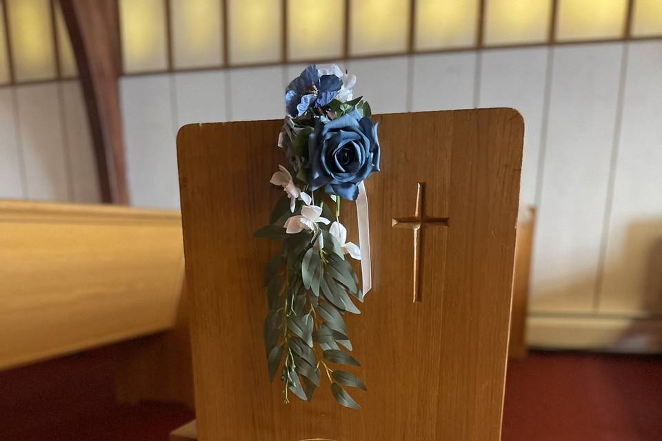 Aisle Decor