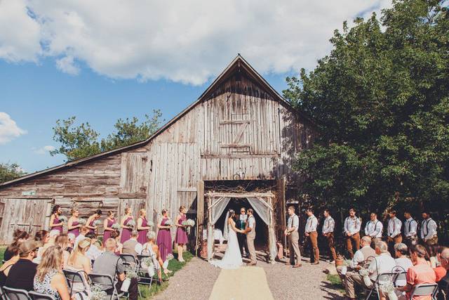 SylvanDale Rustic Barn