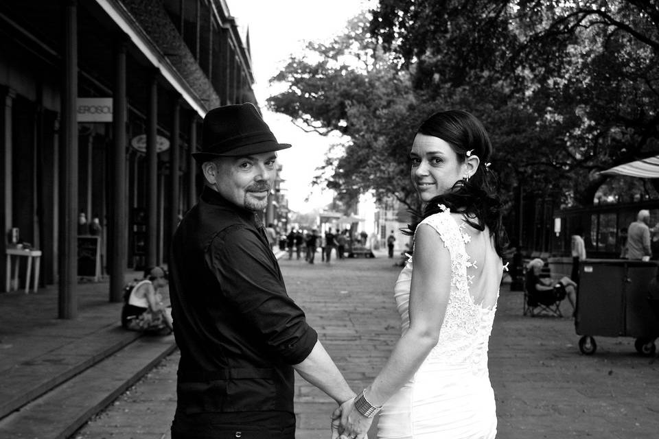 French Quarter kiss