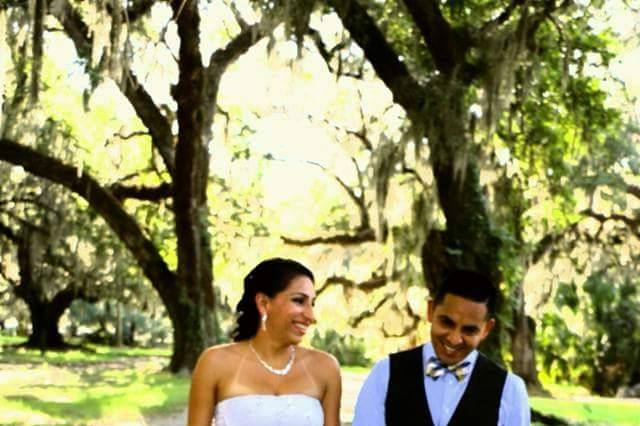 Couple in New Orelans park