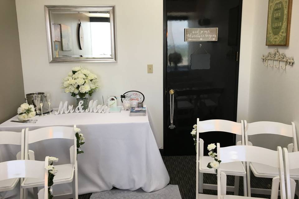 Wedding Chapel on St. Charles seats up to 12.