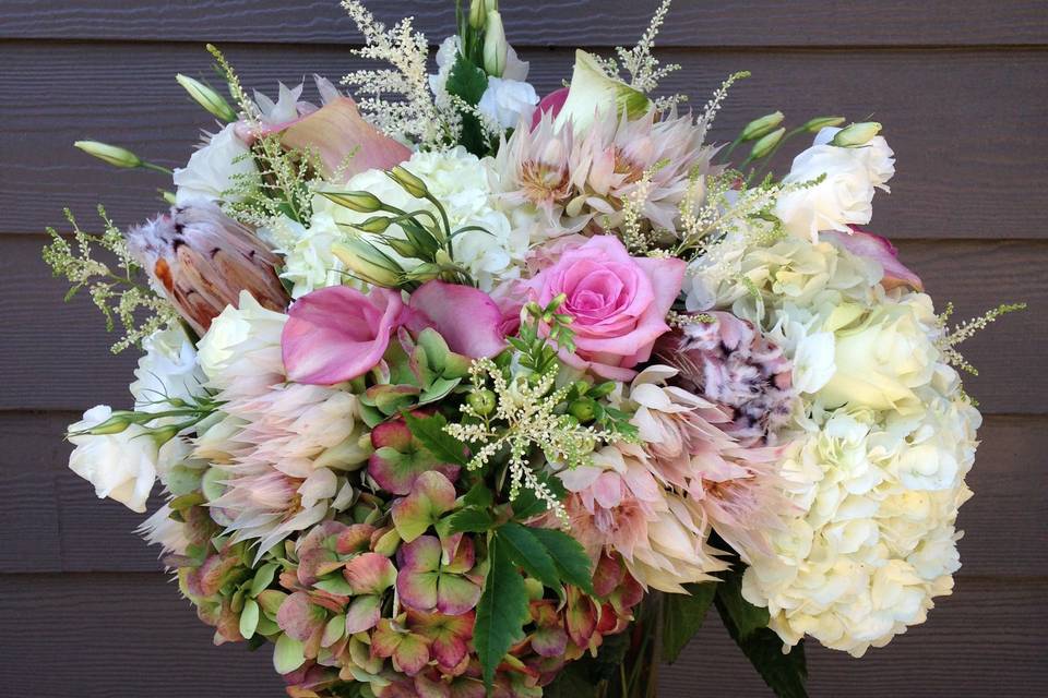 Textured arrangement