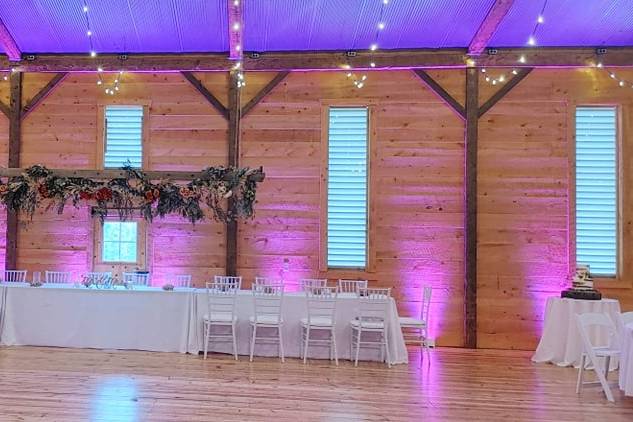 Barn at Maple Falls