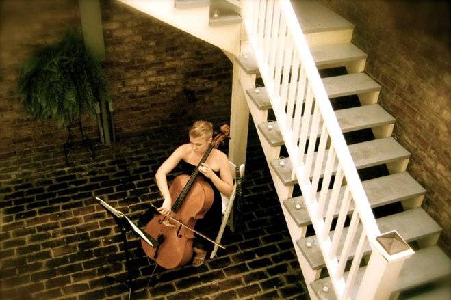 Cellist