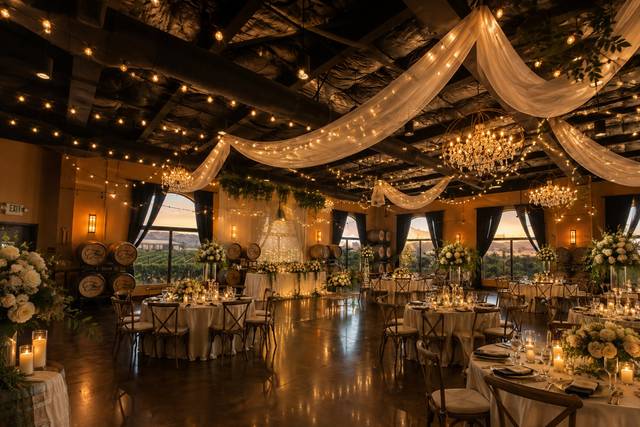 Miezto_Indoor_Wedding_Reception.jpg