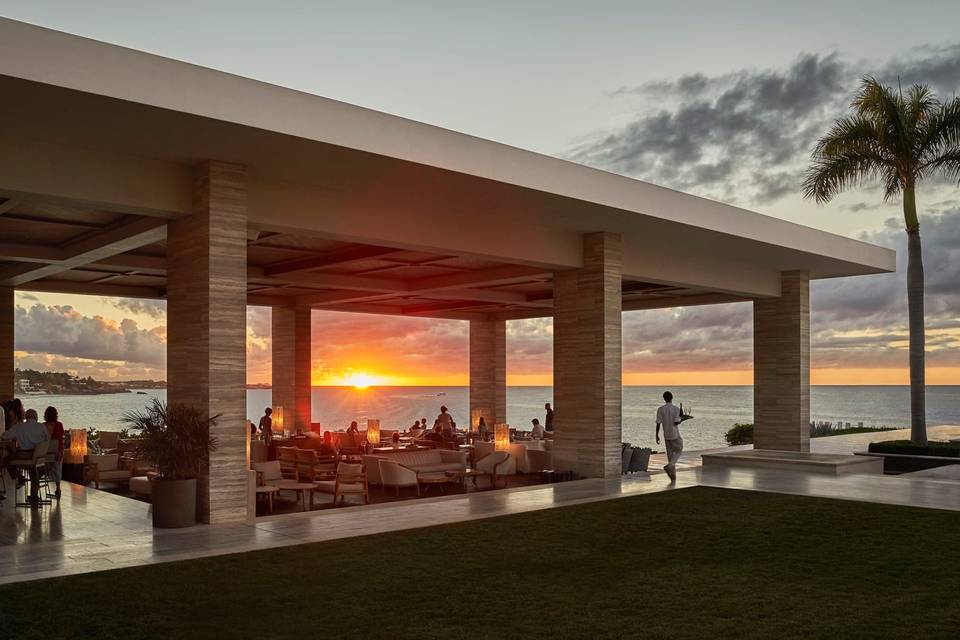 Beach Front Dining