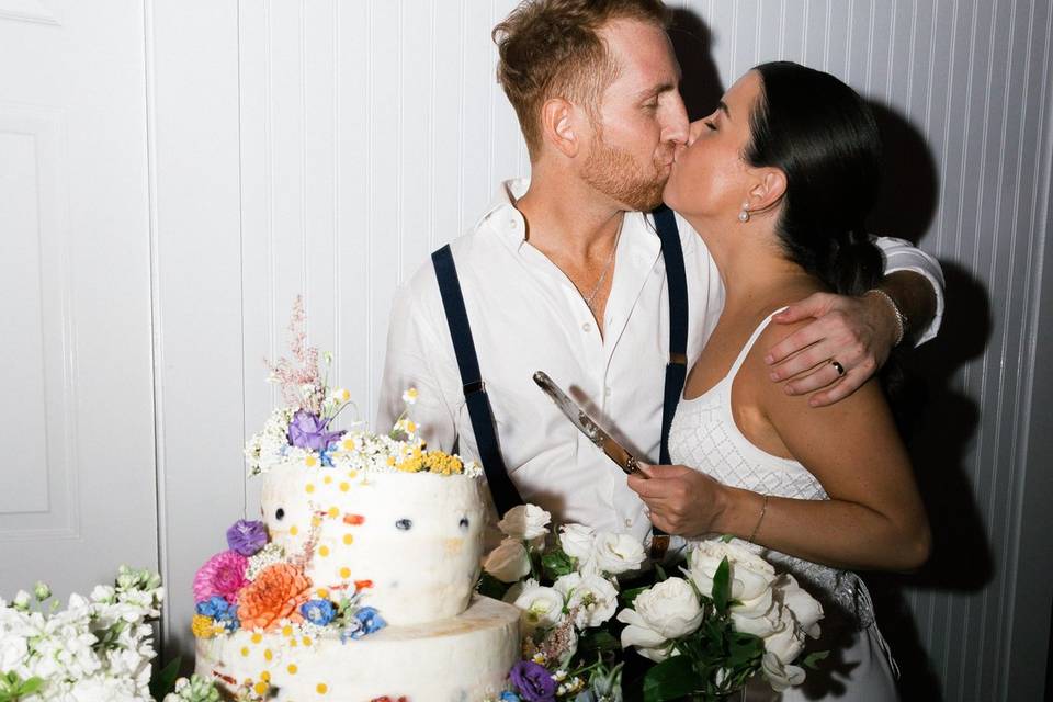 Cake cutting