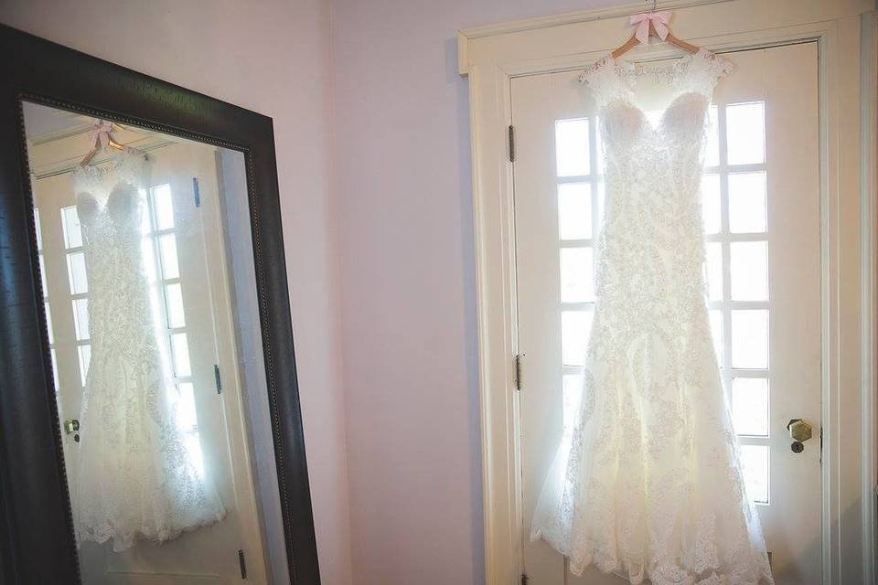 Wedding gown