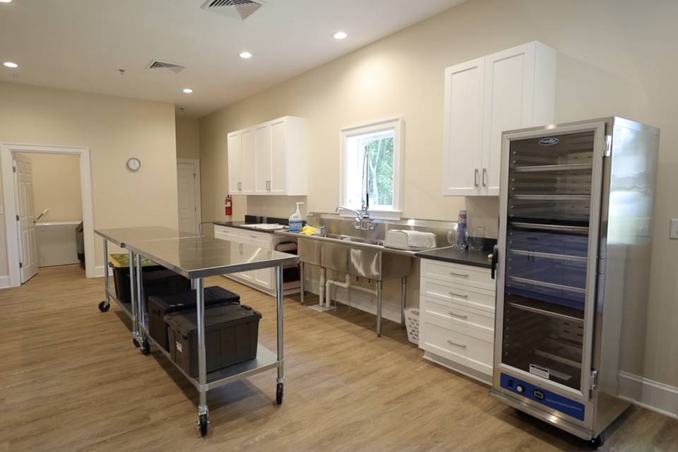 Creekside kitchen.png