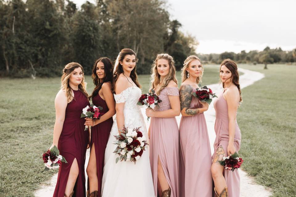 Bride & Bridesmaids