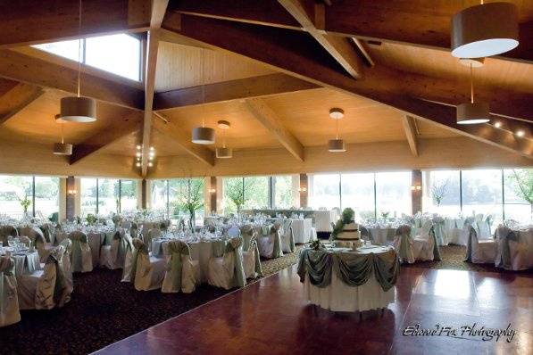 Wedding table setting