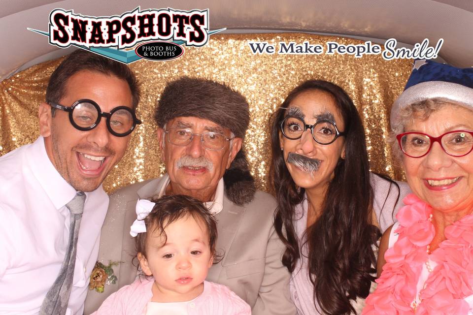 Snapshots Photo Bus & Booths