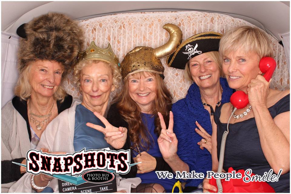 Snapshots Photo Bus & Booths