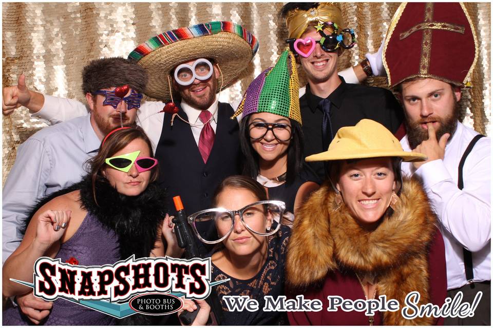 Snapshots Photo Bus & Booths