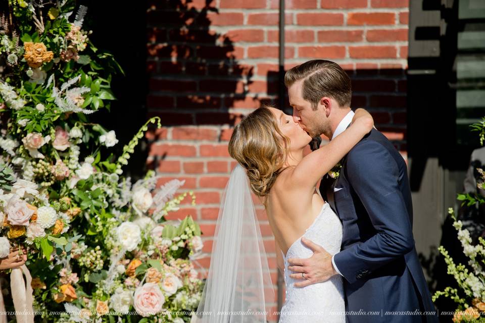 Ceremony Kiss