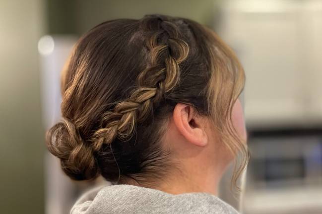 Detroit Bridal Hairstylist