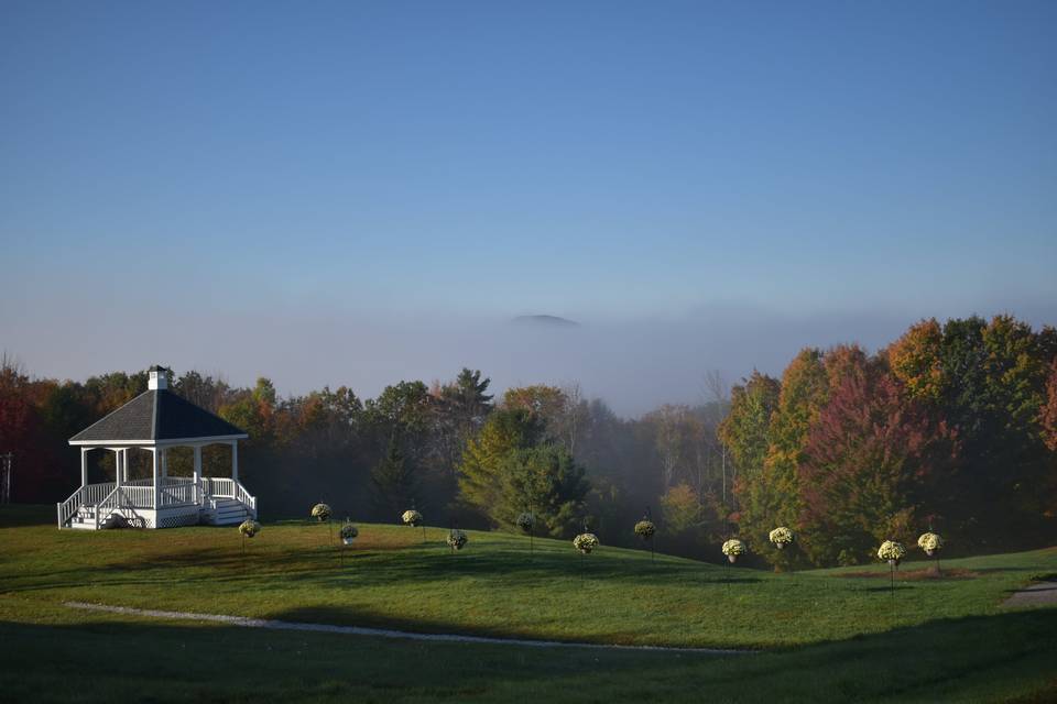 Aisle to Gazebo