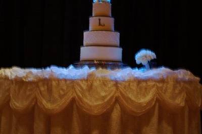 4 layered wedding cake