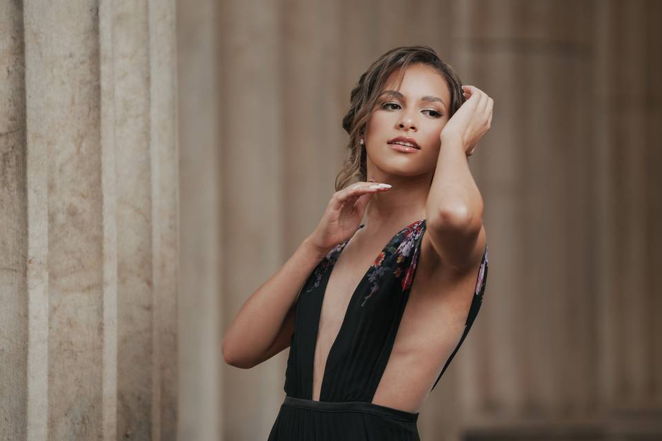 Elegance in every glance