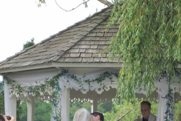 An outdoor ceremony