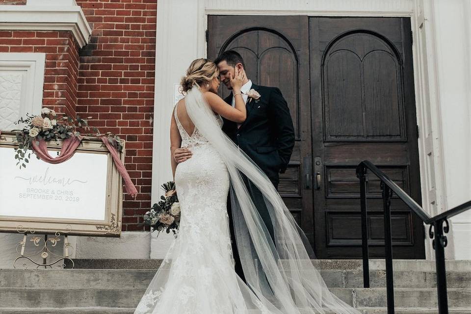 Gorgeous Train and Veil