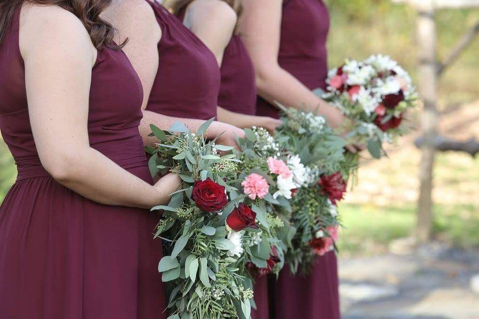 Farmhouse Floral Designs & Events