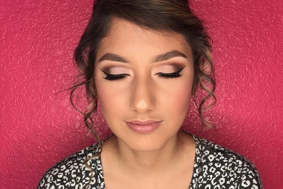 Alondra Flores Makeup Artistry