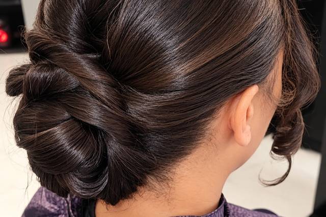 Low Twisted Bun