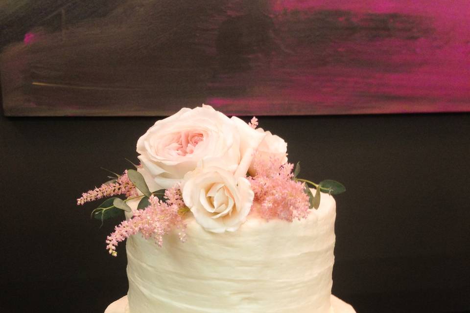 2-Tier with Flowers 1