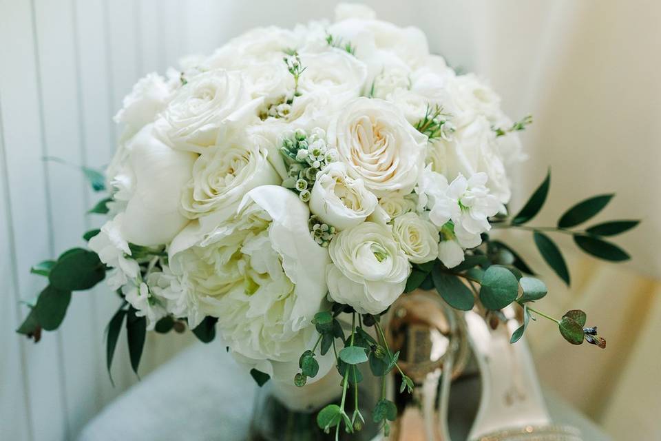 Compact Bridal Bouquet