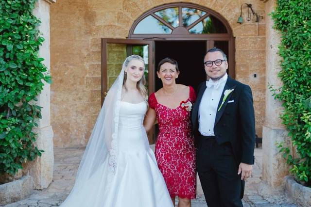 Paola Orazi Independent Celebrant