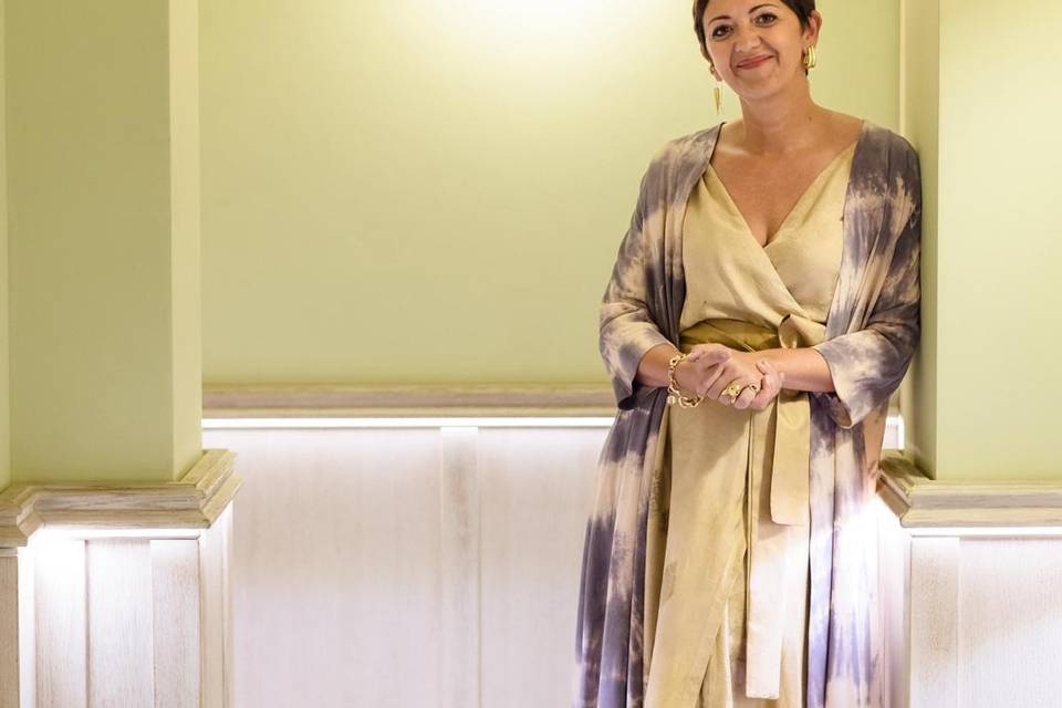Paola Celebrant In Italy