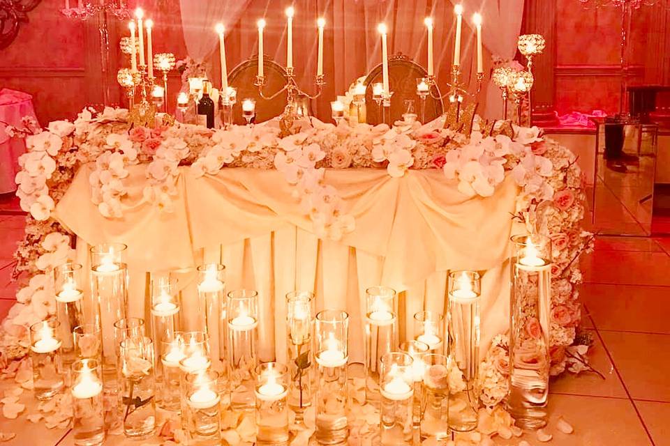 Bride & Groom Table