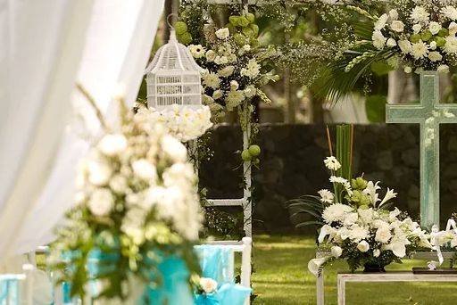 Outdoor wedding ceremony svc