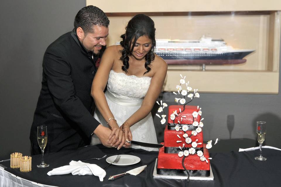Cake cutting