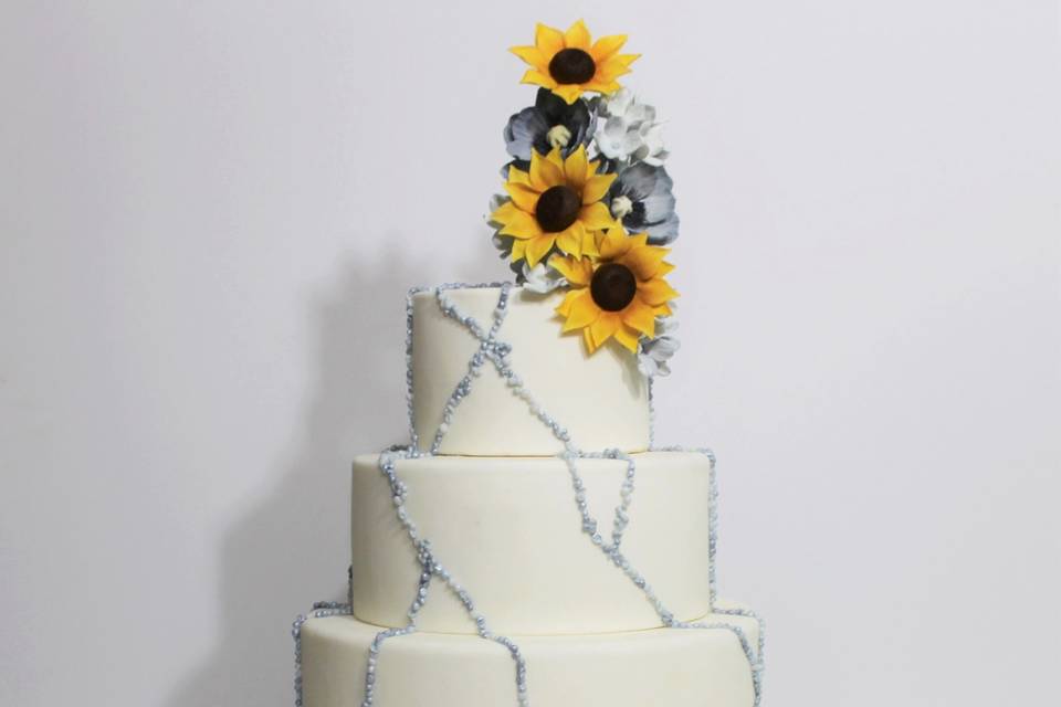 Simple cake with sunflower