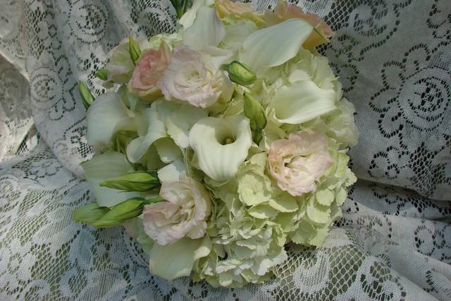 Bouquet of hydrangea, lisianthus, mini calla lilies