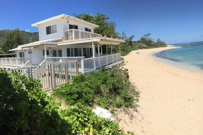 4 BEDROOM BEACH HOUSE