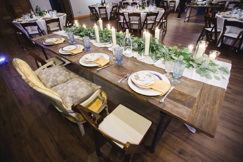 Sweetheart table
