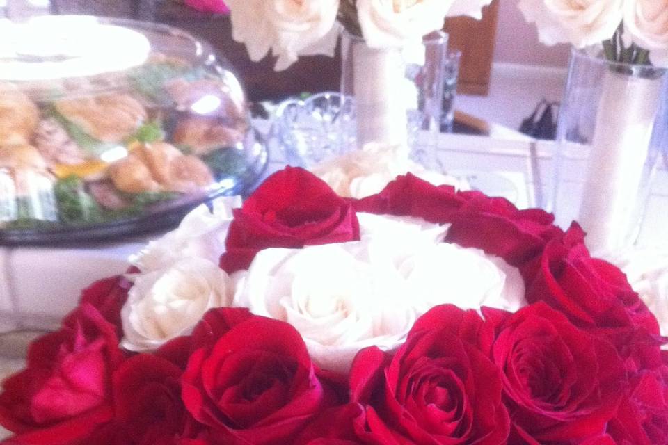 Red and white Roses bouquet