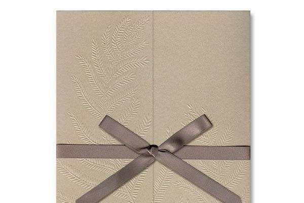 Vera Wang Embossed Fern Gatefold Wedding Invitations85-95299W69