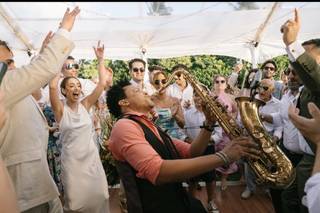 Saxophonist Jason Gay