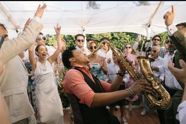 Saxophonist Jason Gay