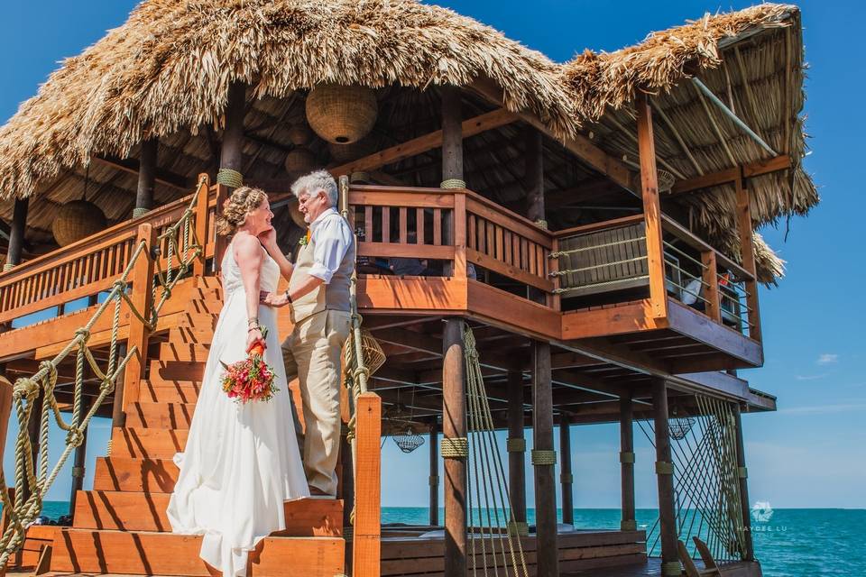 Sandbar Belize Wedding