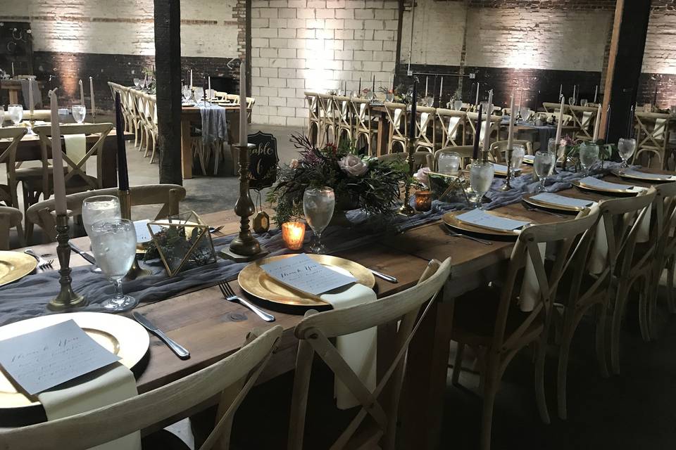 Guest tables at warehouse chic wedding
Dallas wedding